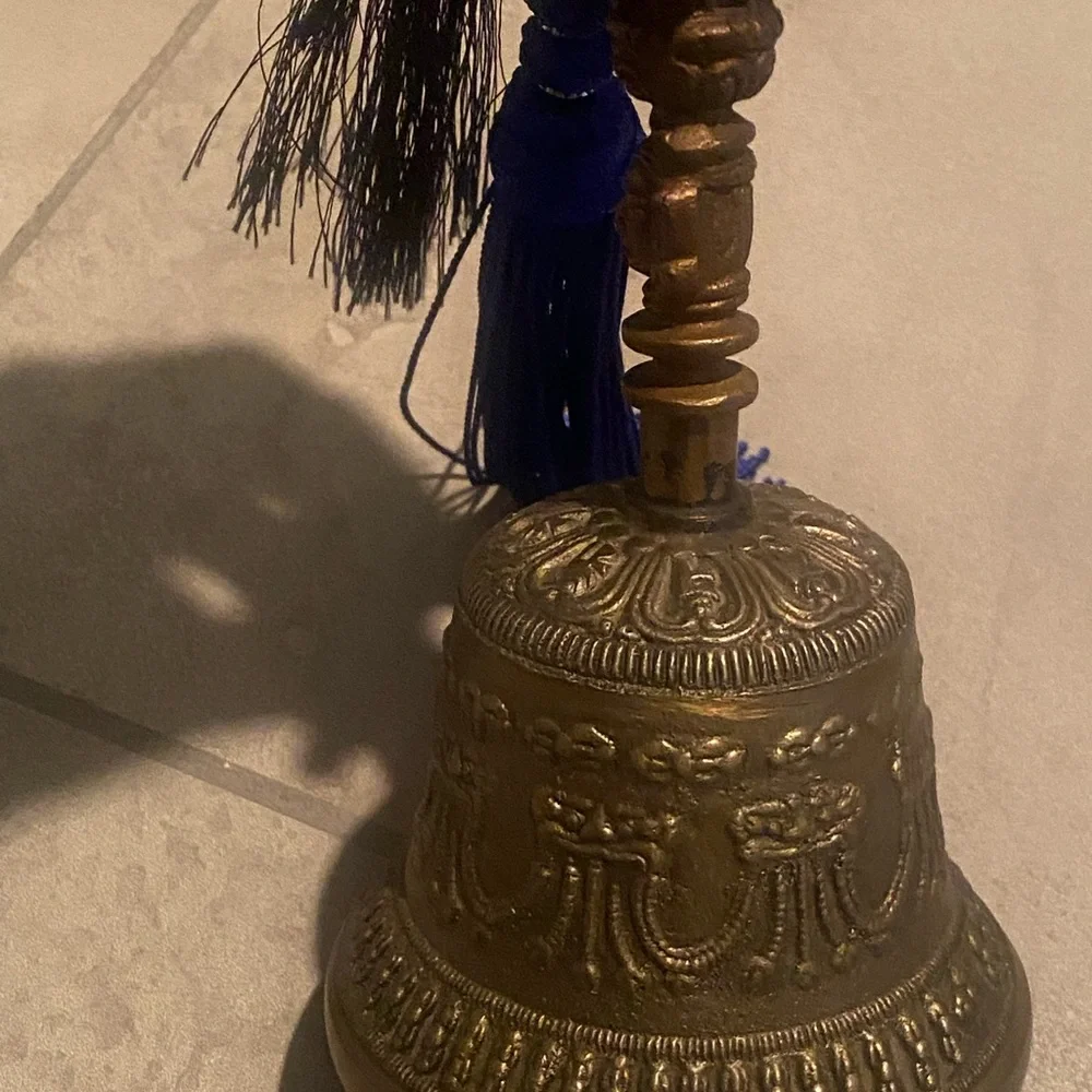 Tibetan brass meditation Bell - Picture 3 of 6